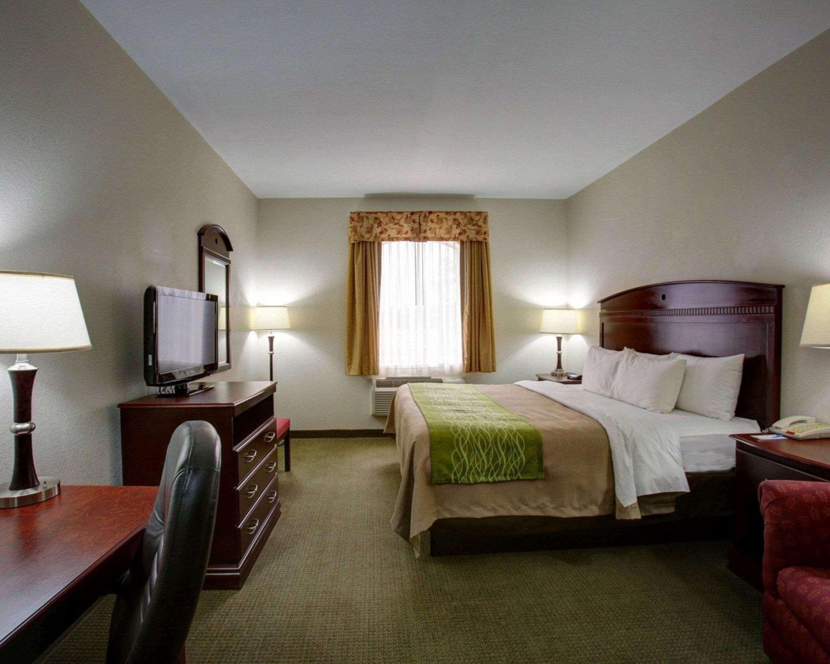 Quality Inn Rockdale Exterior photo