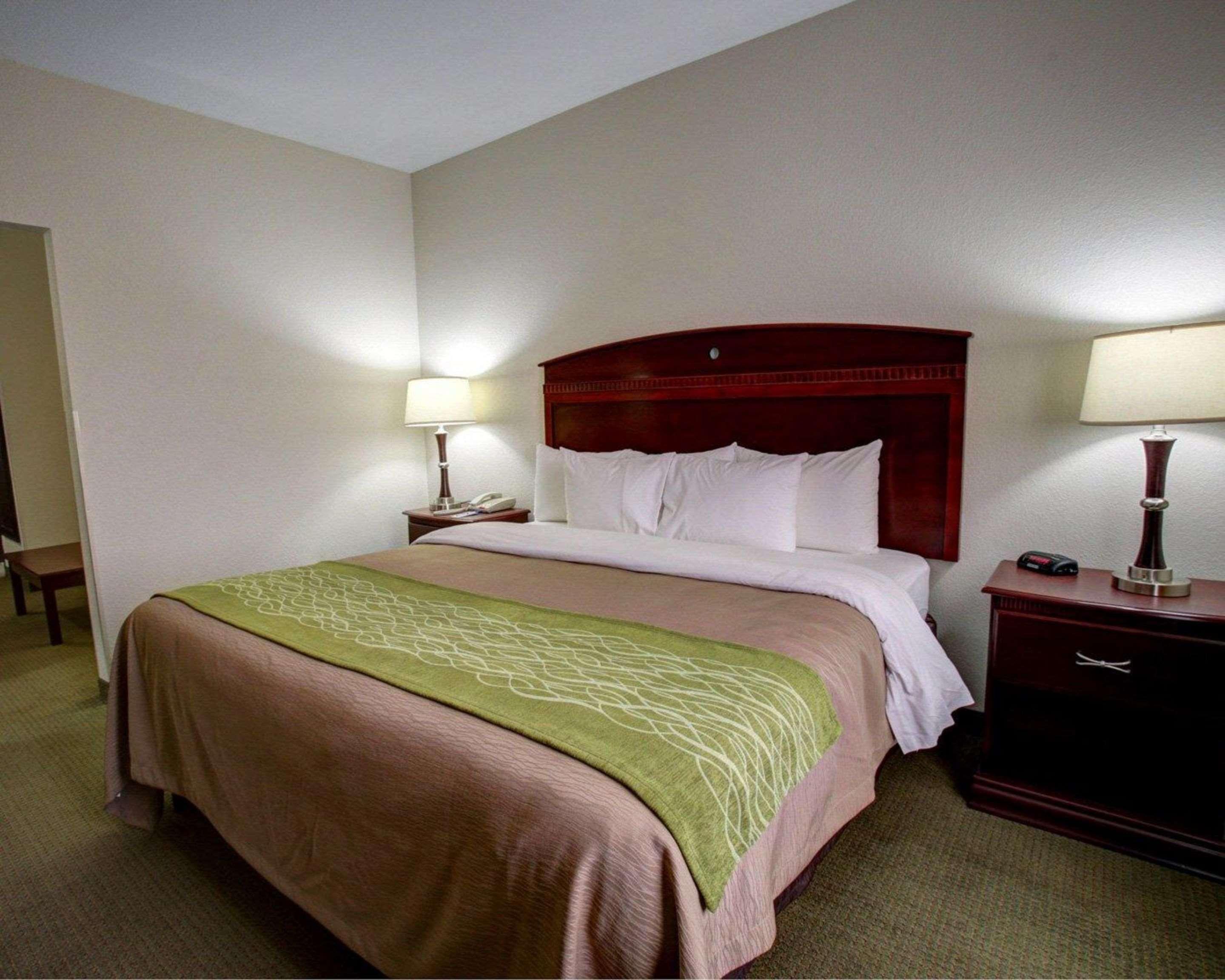 Quality Inn Rockdale Exterior photo