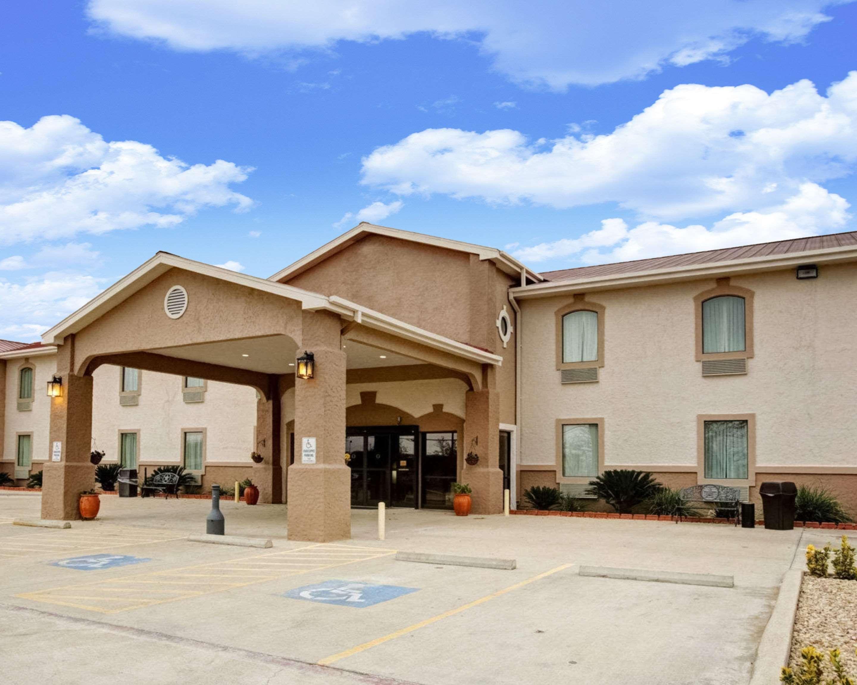 Quality Inn Rockdale Exterior photo